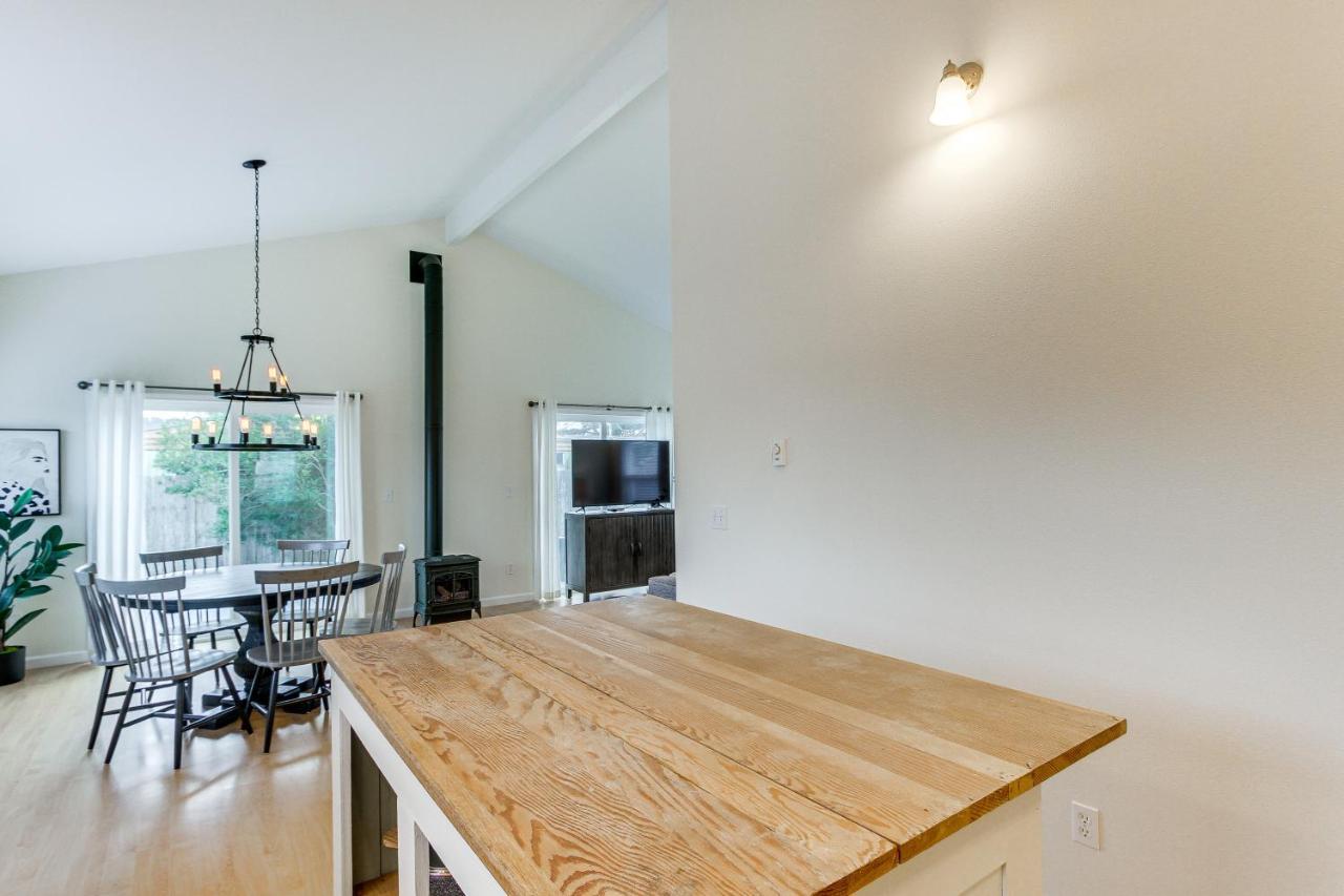 Airy Coastal Escape With Deck - Steps To Beach! Pacific Beach Exterior foto